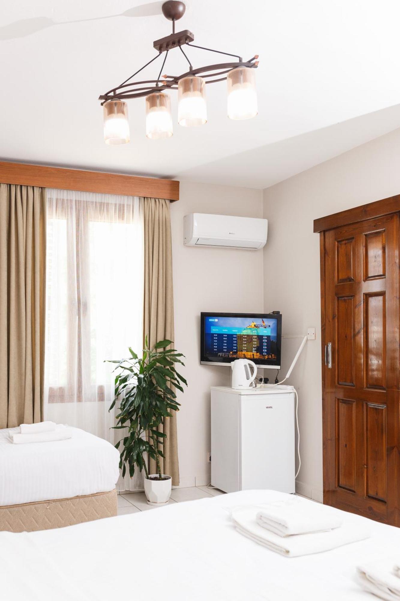 Homelike Guest House Kyrenia  Luaran gambar